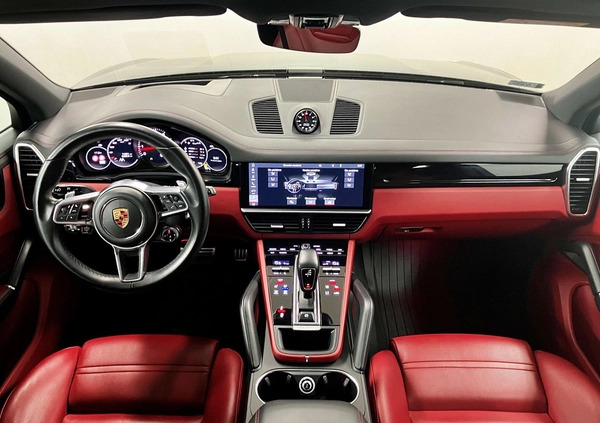 Porsche Cayenne cena 399000 przebieg: 74921, rok produkcji 2019 z Goniądz małe 781